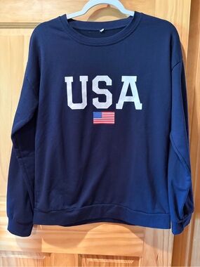 Women’s patriotic navy blue crewneck sweatshirt USA logo size M